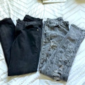 Jeans, black, gray-washed, dark blue.